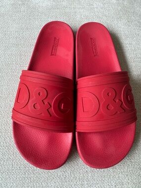 D&G Bright Red Logo Rubber Slide Sandals